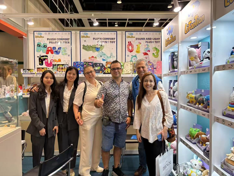 Ruijin Le Fan Tian Toys Showcases Plush and Cartoon Baby Toys at Hong Kong Gifts & Premium Fair 2025