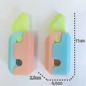 Adults Glowing Fidget Sensory Toys Small Plastic Retractable Carrot Knife Prop Stress Relief 3D Printed Gravity Radish Knife Toy